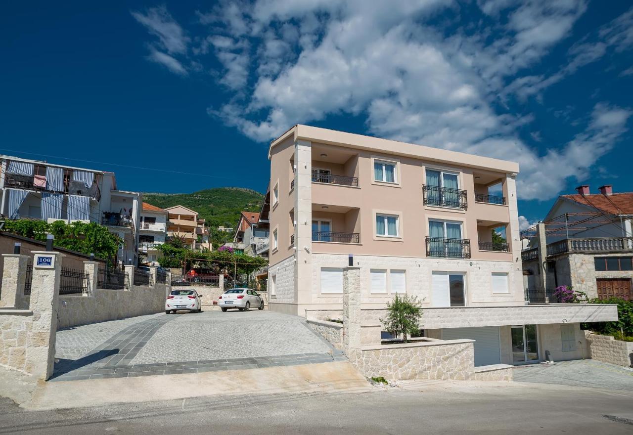 Luxury Ivanovic Apartment Tivat