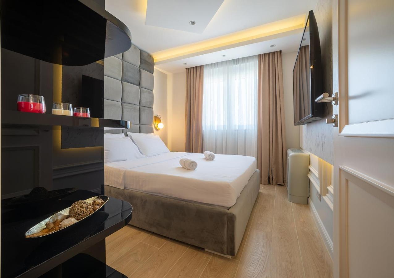 Luxury Ivanovic Apartment *