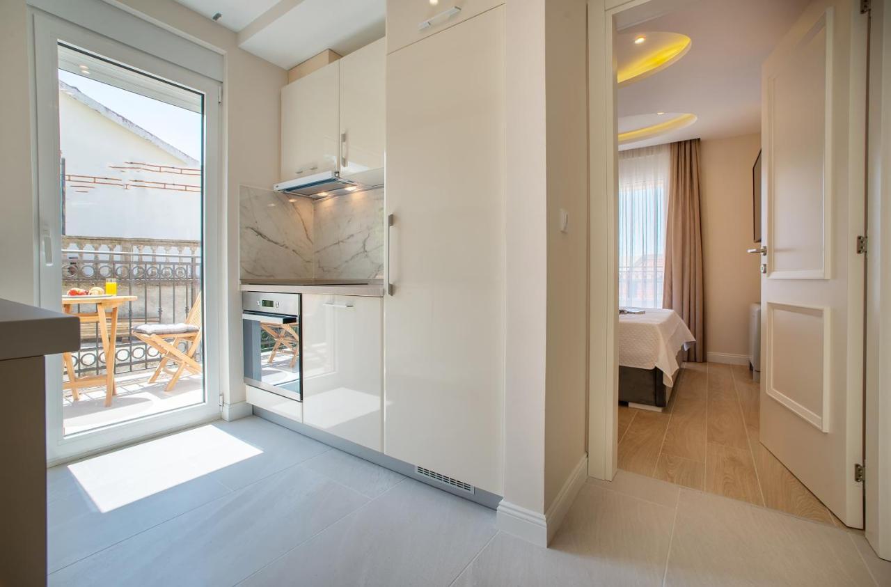 Luxury Ivanovic Apartment