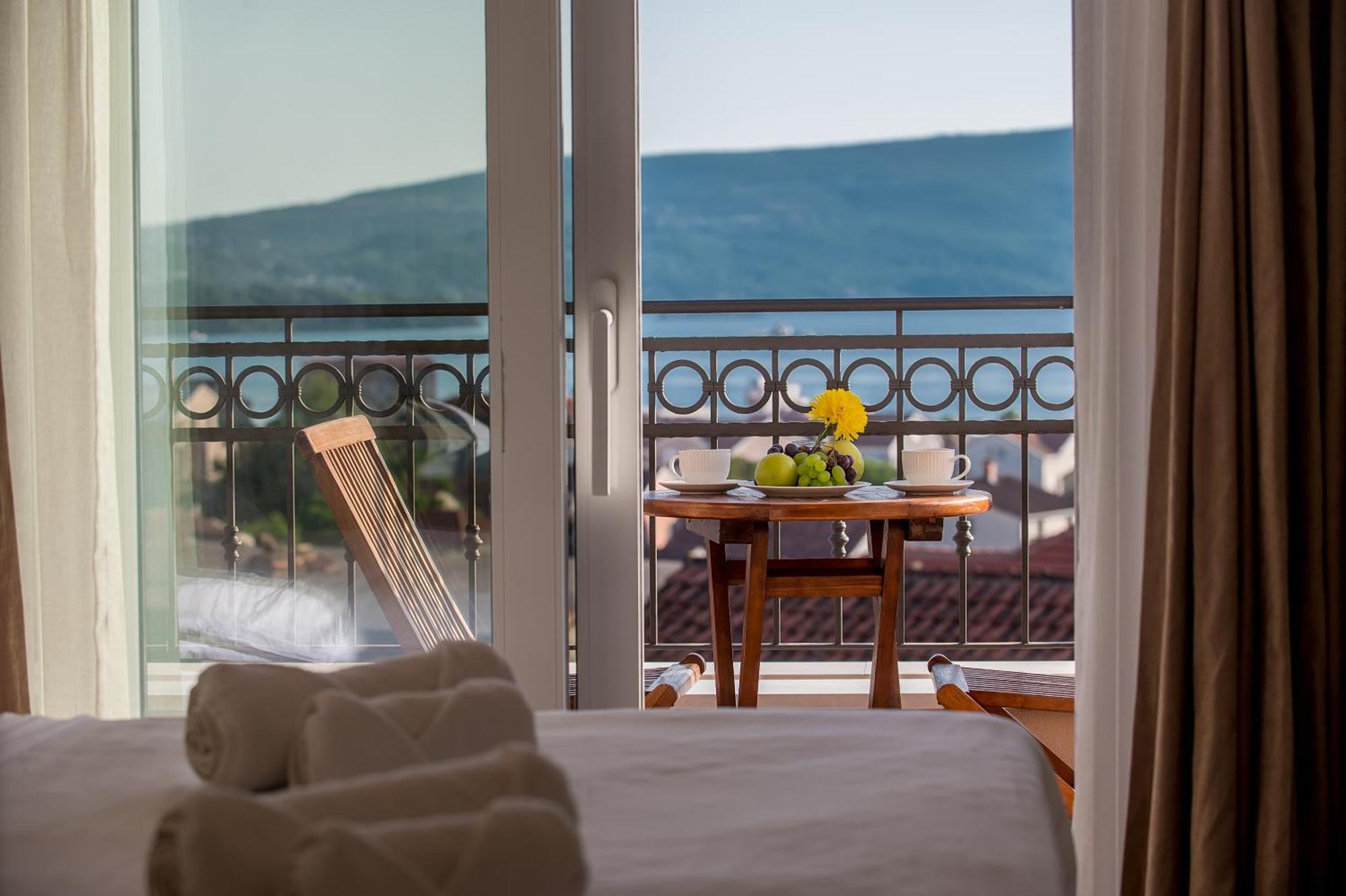 Luxury Ivanovic Apartment Tivat